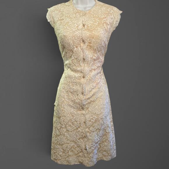 Vintage Dresses & Skirts - Vintage 1960s Sisto’s Ivory/Blush Corded Lace Pearl Button Cocktail Sheath Dress